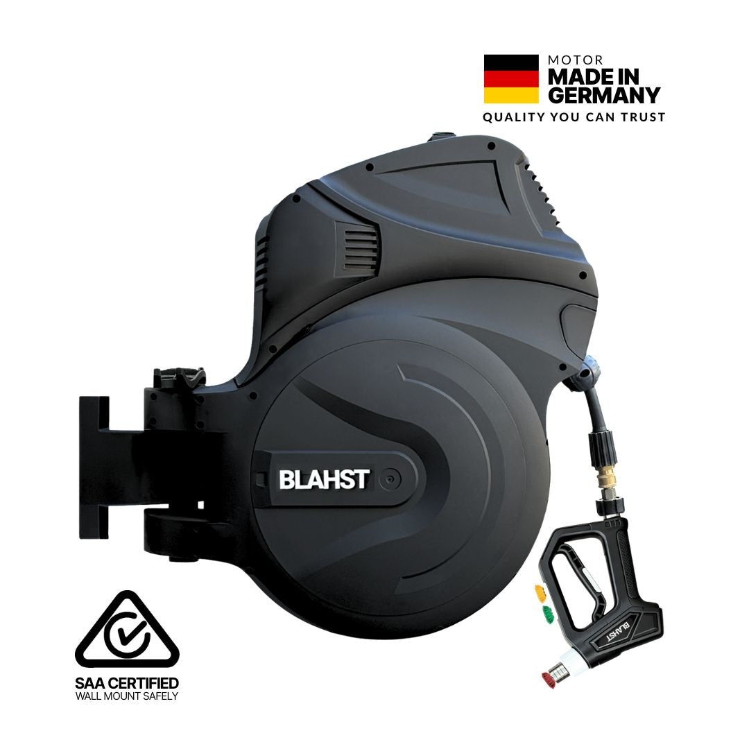 R30 Wall-Mounted Pressure Washer