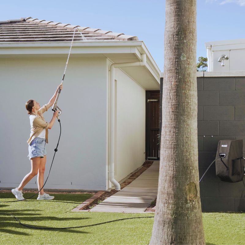 Wall-Mounted R18 Pressure Washer - PH