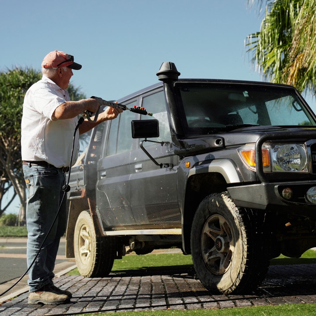 Wall-Mounted R18 Pressure Washer - PH