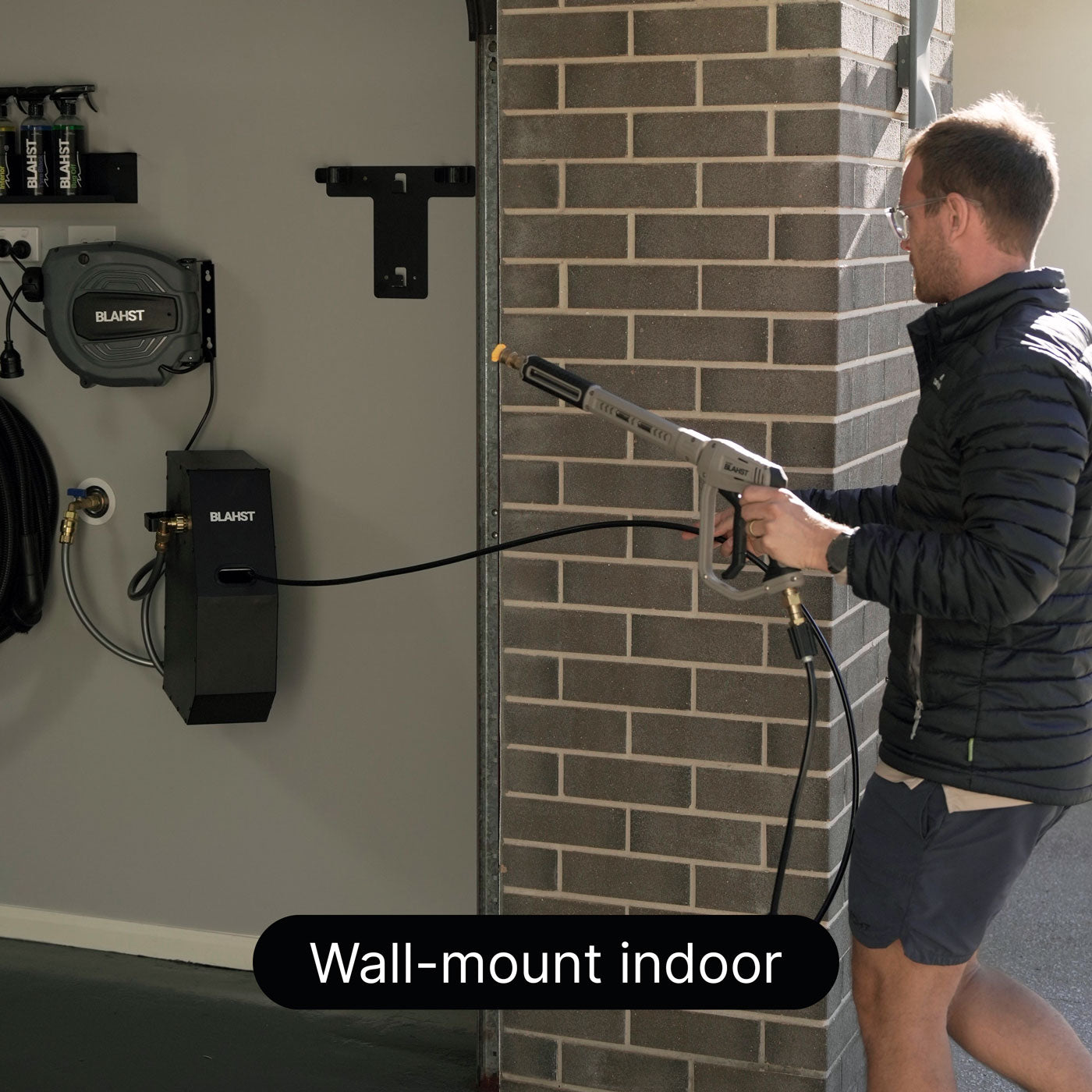 Wall-Mounted R18 Pressure Washer - PH