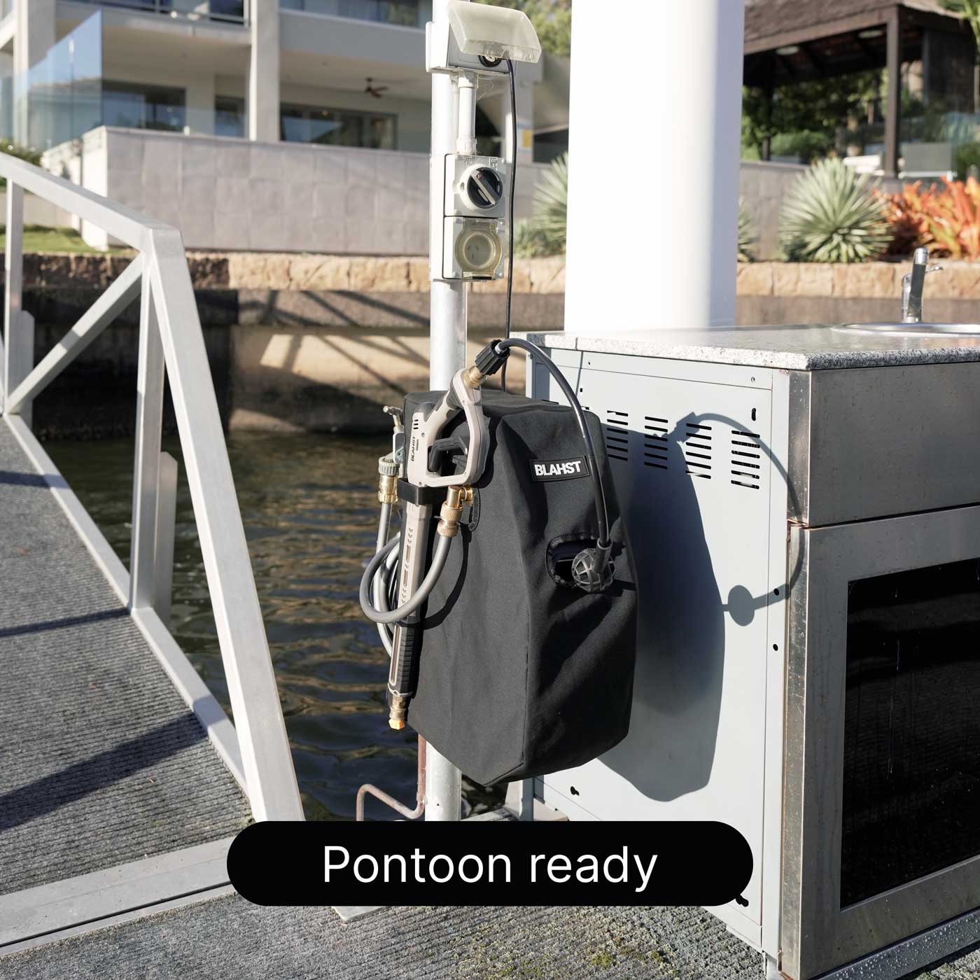 Wall-Mounted R18 Pressure Washer - PH